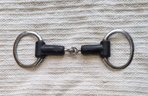 Embout snaffle inox 5 eggbutt occasion avec double joint Embout snaffle inox 5 eggbutt occasion avec double joint
