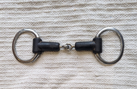 5" Eggbutt snaffle, rubber single jointed mouthpiece (1981)
